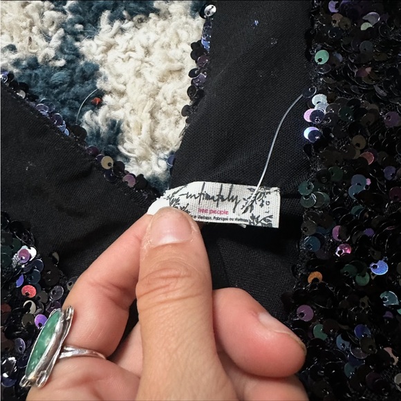 Free People Big Night Sequin Crop Top in Black Size L - Picture 3 of 4